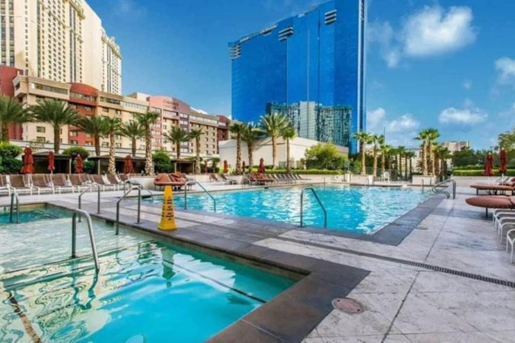 Mgm 06604 Deluxe Studio Pool View Las Vegas Exterior photo